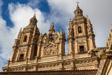 Fototapeta na wymiar Baroque facade of the church in Salamanca, Spain