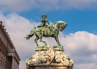Fototapeta na wymiar Equestrian statue of Prince Savoyai Eugen in front of the historic Royal Palace in Buda Castle. Budapest