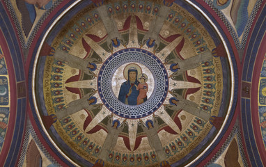Fototapeta na wymiar Decken-Mosaik im Kloster Beuron, Donautal