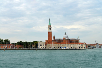 Fototapeta na wymiar Beautiful panorama of Venice
