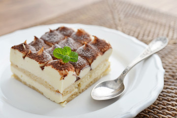 Tiramisu cake with mint