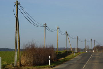 alte Telefonoberlandleitung