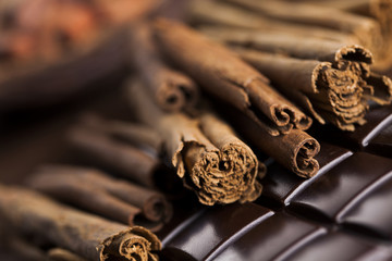 Cinnamon, Dark chocolate with candy sweet