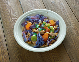 red cabbage with minced meat