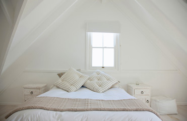 Fototapeta na wymiar bedroom with modern stylish furniture
