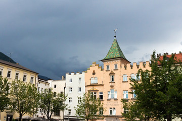 Obraz premium Brixen,Bressanone, historic buildings in Duomo square, city hall facade - South Tyrol 