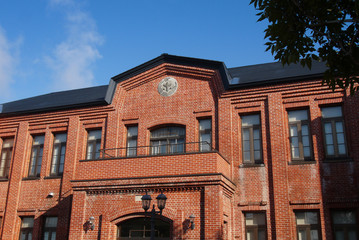 Fototapeta premium 手塩川歴史資料館