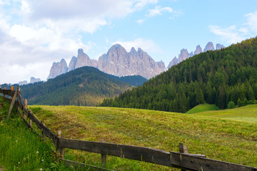 Fototapeta na wymiar Val di Funes valley, Dolomiti Mountains
