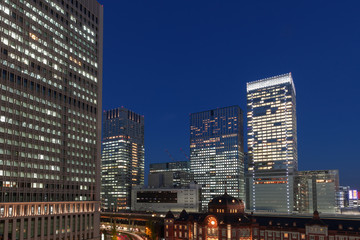 ビジネス街の夜景　東京