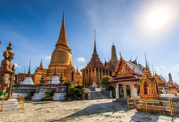 Foto op Plexiglas Wat Phra Si Rattana Satsadaram or Wat Phra Kaew or Temple of the Emerald Buddha in Bangkok of Thailand © Photo Gallery