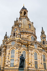 Fototapeta na wymiar Frauenkirche (Church of Our lady) and statue of Martin Luther in Dresden, Germany