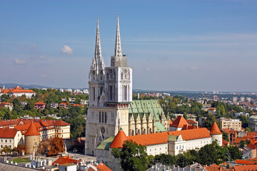 Fototapeta na wymiar Cathedral in Zagreb, Croatia