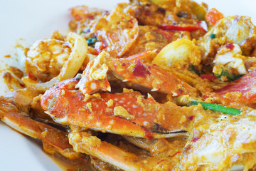 soft focus of homemade stir-fried crab in yellow curry powder