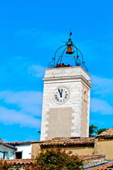 TOUR HORLOGE 2