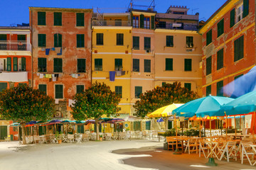 Fototapeta na wymiar Vernazza. The central square is surrounded by medieval houses.