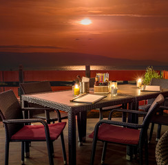 urlaub, restaurant im sonnenuntergang