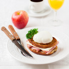 Croque madame, French Toast with Egg