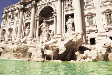Fontana di Trevi, Roma, Italia - 122412716