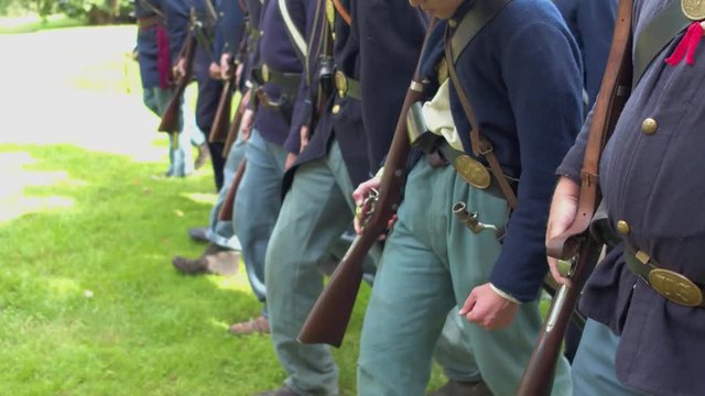 Civil War soldiers begin speeding up march