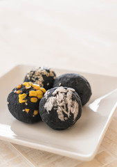 Charcoal potato ball
