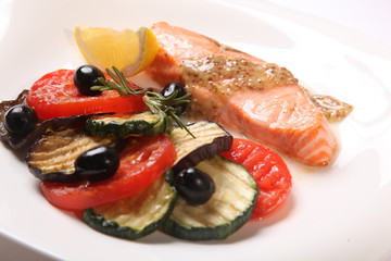 salmon steak with vegetables