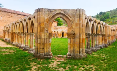 Deurstickers Arches of cloister of San Juan de Duero Monastery in Soria © JackF