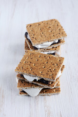 Fresh homemade smores with marshmallows, chocolate and graham crackers