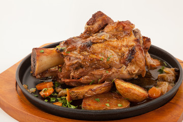roasted pork leg (knuckle) with vegetables