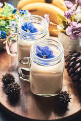 Milshake with bananas