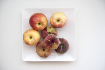 A plate of fruit