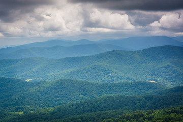 Obraz premium Layers of the Blue Ridge Mountains, seen from Skyline Drive in S