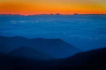 Sunset view of the Shenandoah Valley from Blackrock Summit, in S