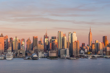 Fototapeta na wymiar New York City Manhattan midtown skyline at dusk