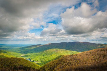 Fototapeta premium View of the Charlottesville Reservoir from Moorman's River Overl