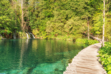 Fototapeta premium Cascades near the tourist path in Plitvice lakes national park