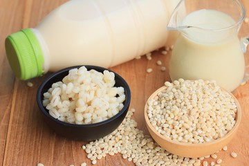 soymilk and barley seed