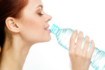 girl drinking water

