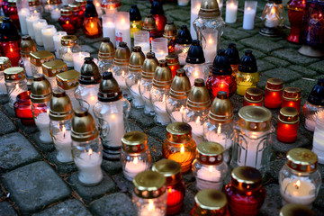 Cmentarz, Święto zmarłych - wszystkich świętych