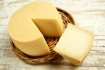 manchego cheese cut