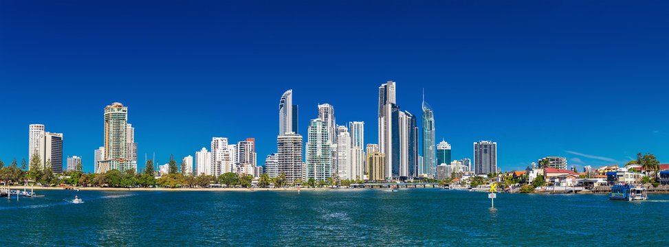 SURFERS PARADISE, AUS - SEPT 05 2016 Panoramic skyline of Surfer
