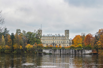 Fototapeta premium Gatchina Palace in autumn. Saint-Petersburg, Russia 