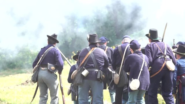 Civil War soldiers in the heat of pitched battle