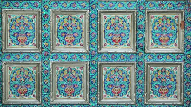 The pattern of the indian door