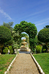 park with plants with arch