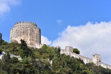 Fototapeta na wymiar Rumelihisari (also known as Rumelian Castle) is a fortress located in the Sarıyer district of Istanbul, Turkey