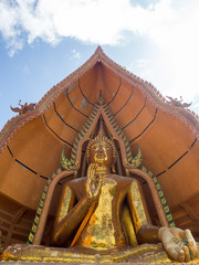 Spectacular golden Buddha