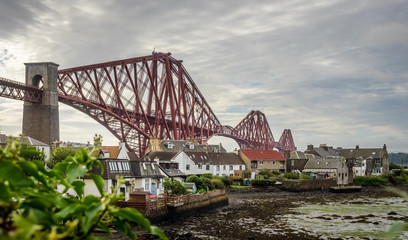 Homes under the Forth Rail Bridge