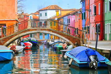 Fototapeta na wymiar Colorful houses on Burano, Venice, Italy