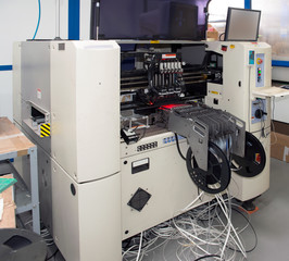Manufacturing integrated circuits