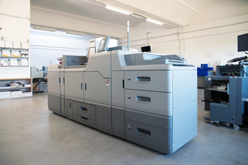 Print Shop - Digital press printing machine - obrazy, fototapety, plakaty
